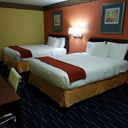 Country Inn Sterling Екстер'єр фото