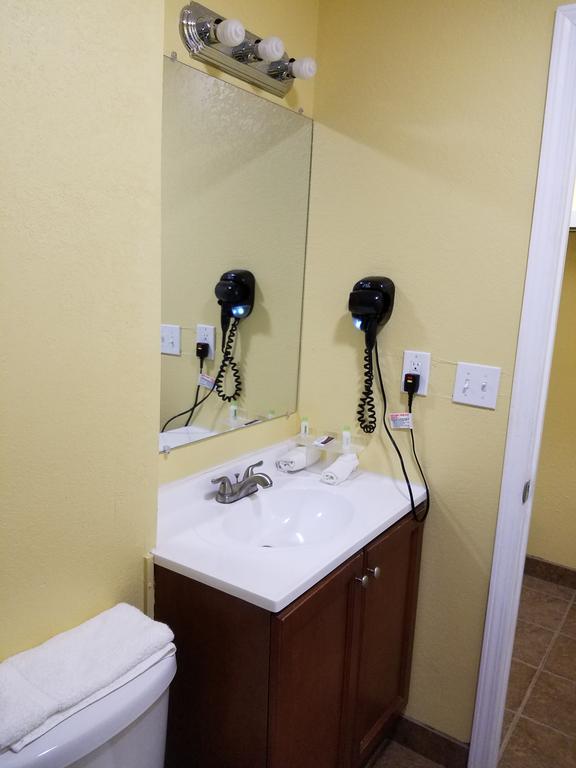 Country Inn Sterling Екстер'єр фото