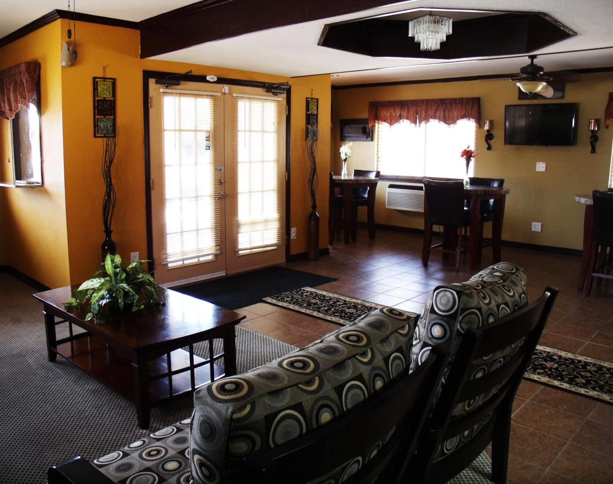 Country Inn Sterling Екстер'єр фото